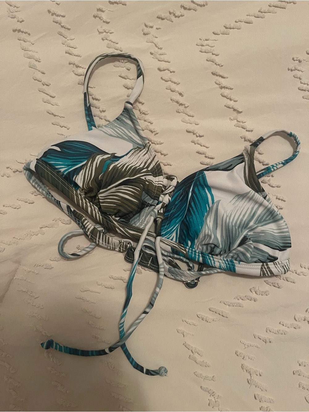 Blue Tropical Leaf Bikini Top - junior M Swim